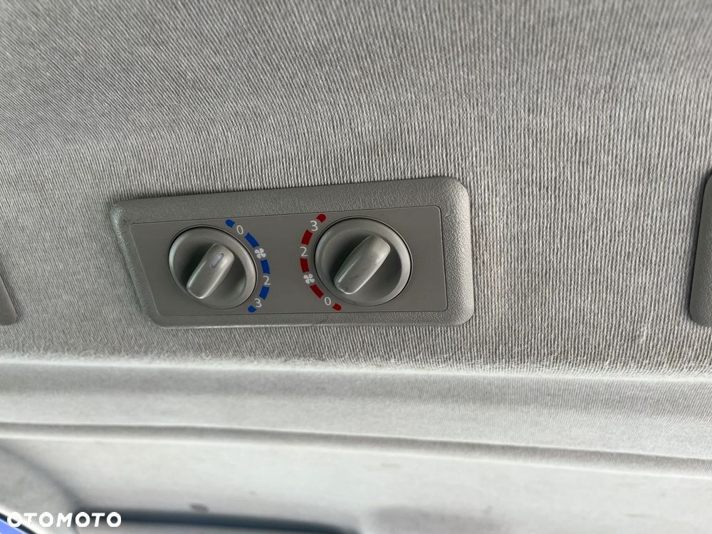 Renault Trafic Passenger 2,8t Pack Clim - 31