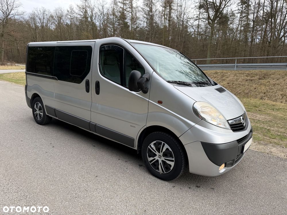 Opel Vivaro - 1
