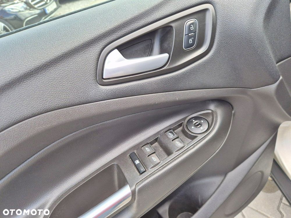 Ford Escape 1.5 EcoBoost AWD SE - 34