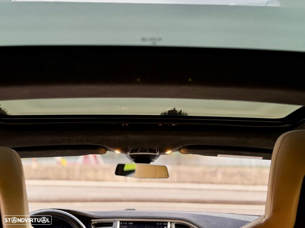 Tesla Model S 85 - 33