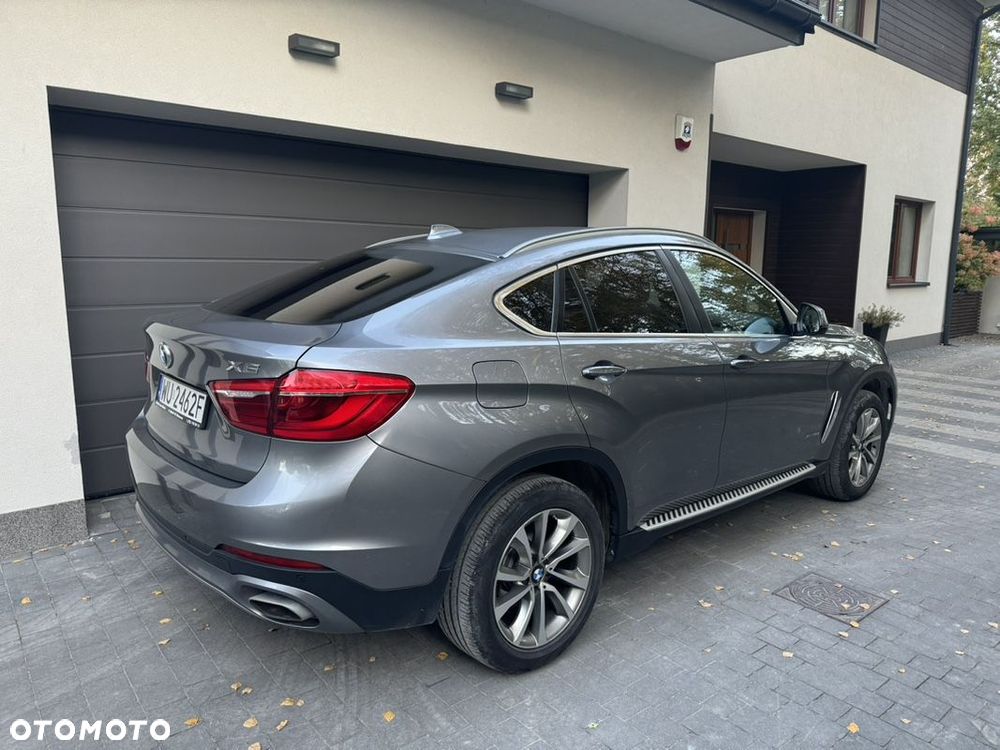 BMW X6 xDrive35i - 16