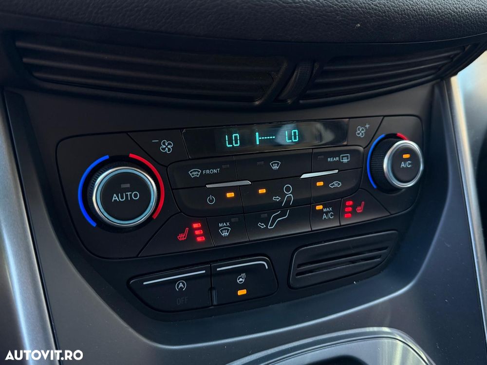 Ford Kuga - 15