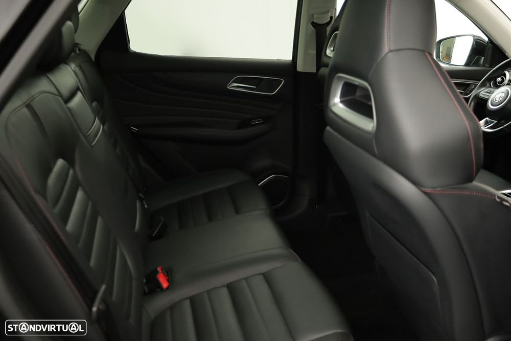 MG EHS 1.5 T-GDI Plug-in Hybrid Luxury - 24