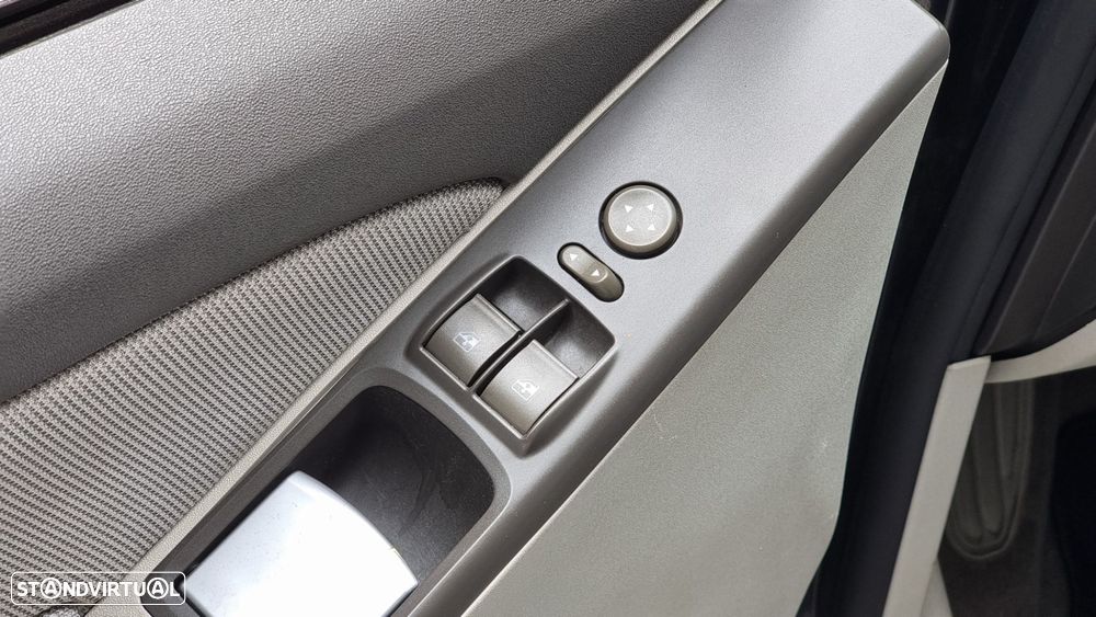 Fiat Idea 1.2 16V Active - 13