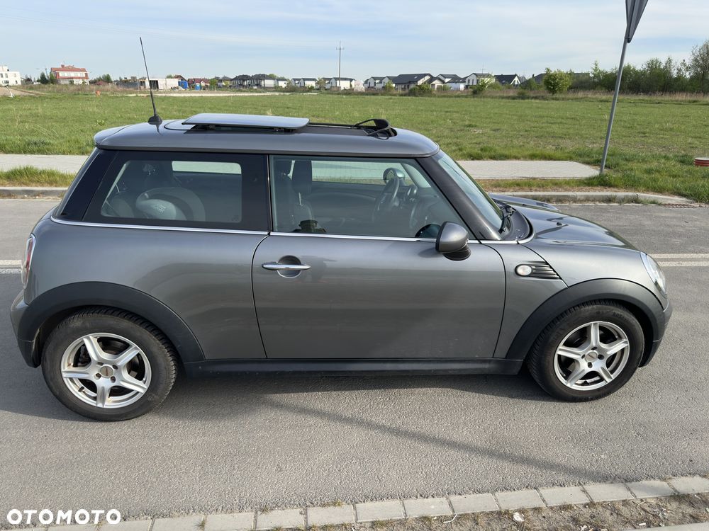 MINI ONE - 6