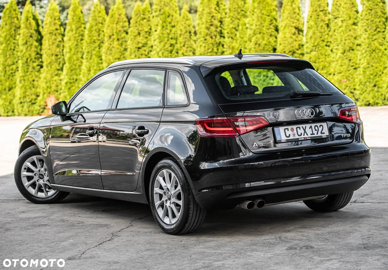 Audi A3 1.4 TFSI Ambiente - 9