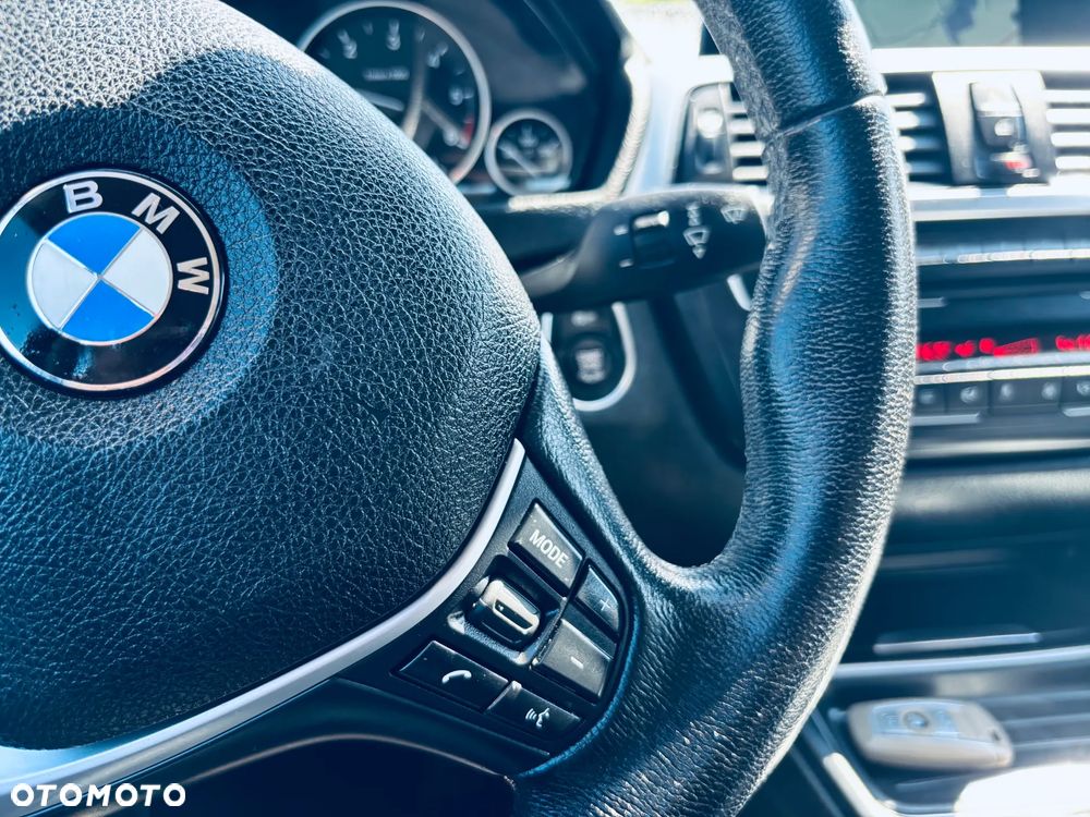 BMW Seria 3 320d - 31