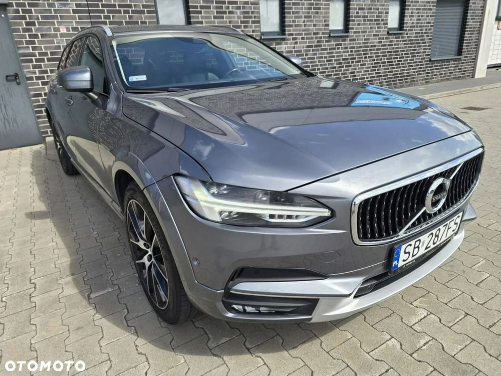 Volvo V90 Cross Country D4 AWD - 6