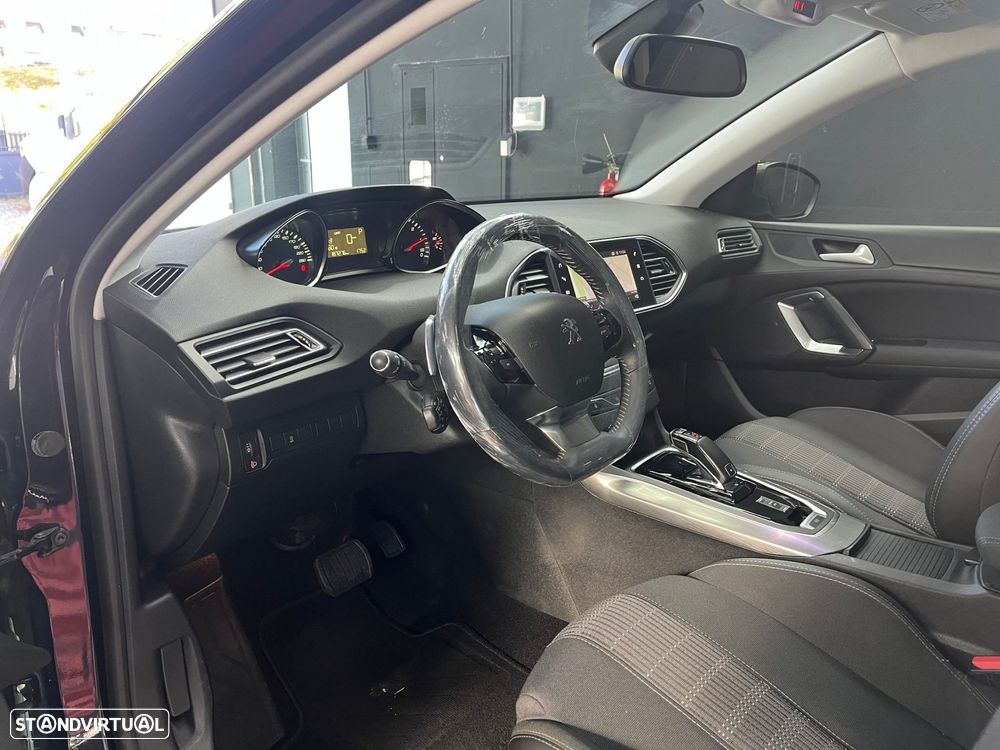 Peugeot 308 SW 1.5 BlueHDi Allure EAT8 - 7