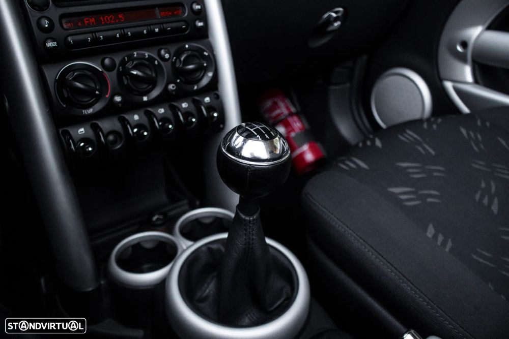 MINI Cabrio Cooper - 18