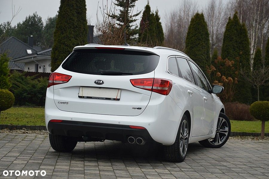 Kia Ceed 1.6 CRDi 136 DCT ISG GT Line - 13