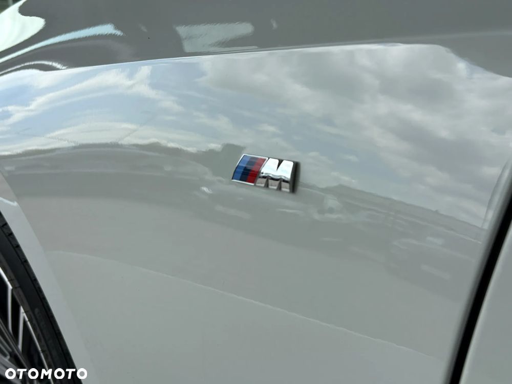 BMW Seria 3 330i xDrive M Sport sport - 15