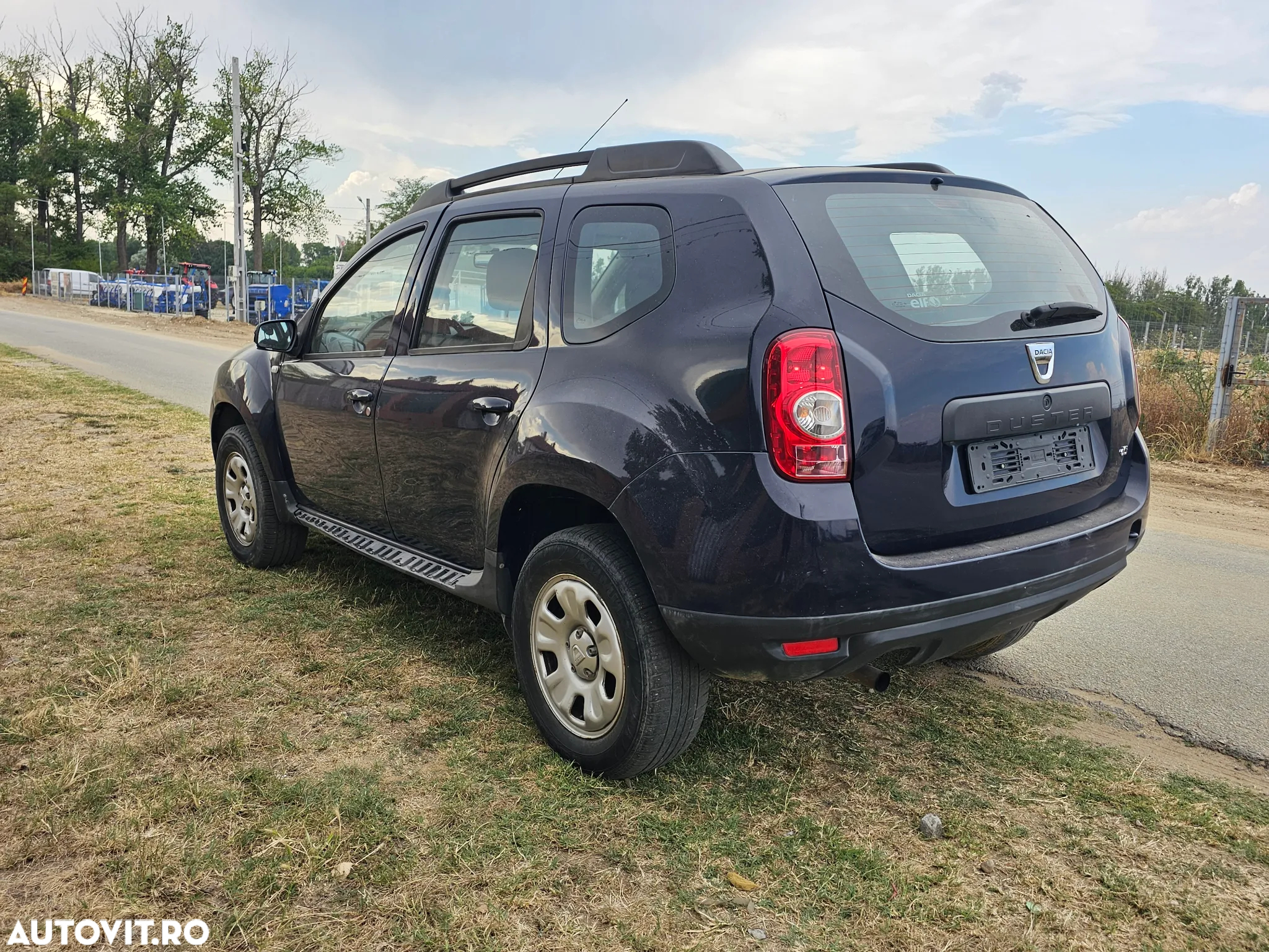 Dacia Duster 1.5 dCi 4x2 Laureate - 4