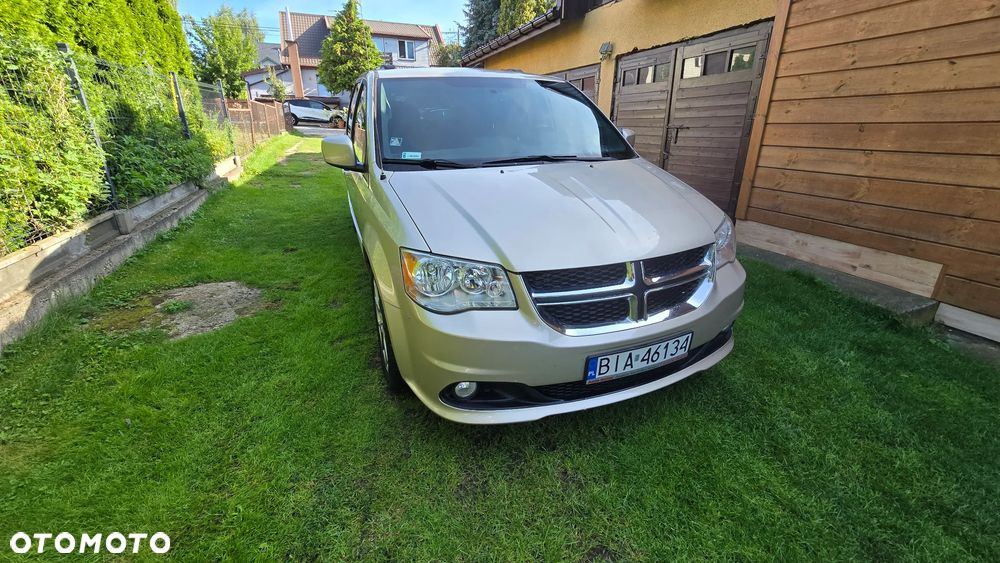 Dodge Grand Caravan 3.6 R/T - 6