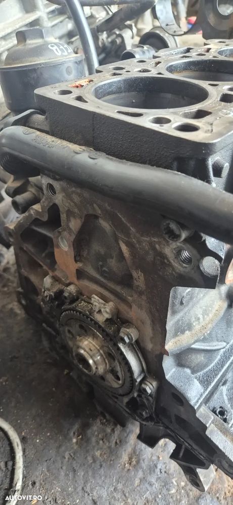Bloc motor dezechipat Vw Passat b6 2.0 TDi diesel cod CFFB - 6