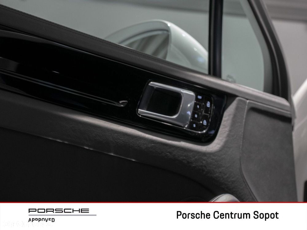 Porsche Cayenne Standard - 18