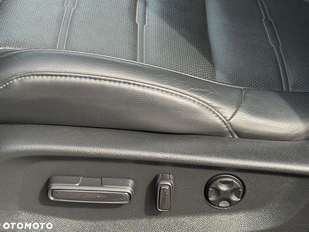 Honda CR-V 1.5 Elegance (Honda Connect+ / 7 os.) CVT - 11