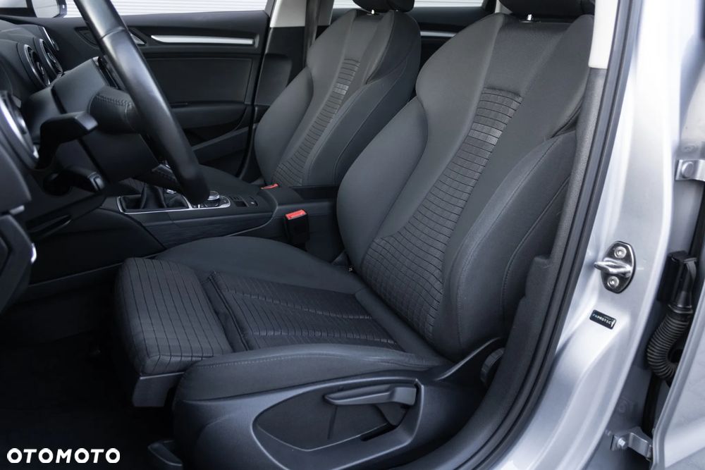 Audi A3 Sportback 1.4 TFSI Ambition - 7