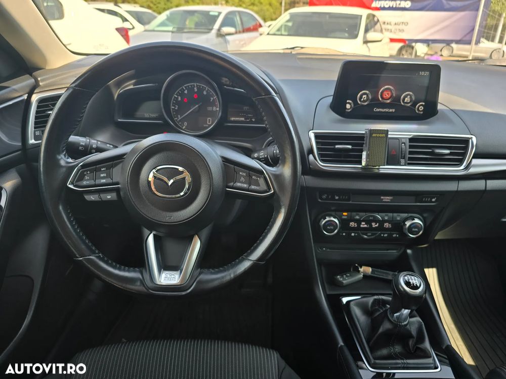 Mazda 3 G120 Revolution - 13