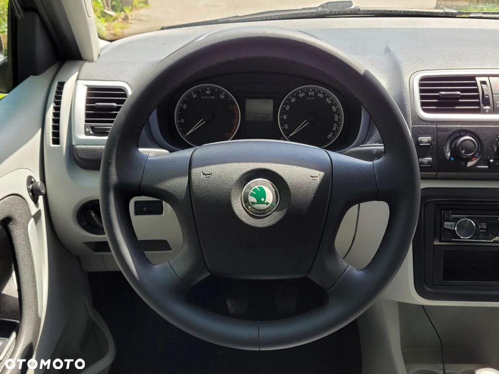 Skoda Fabia 1.2 HTP Ambiente - 8