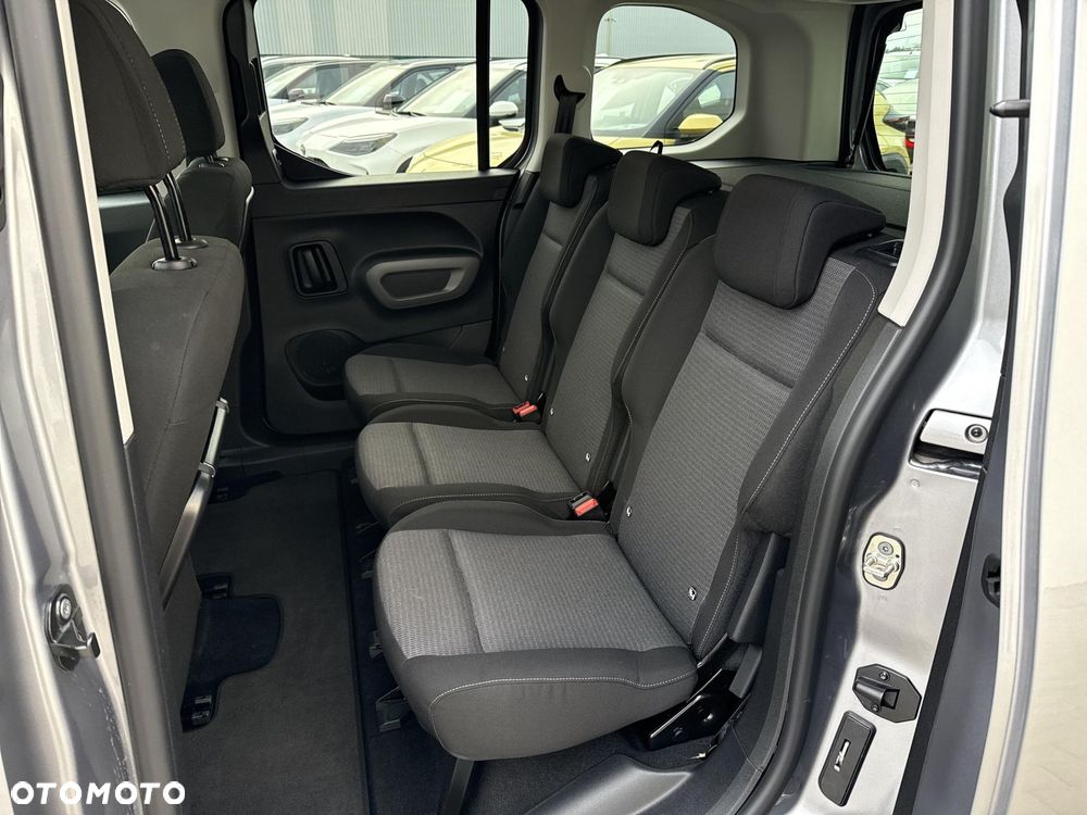 Toyota Proace City Verso 1.5 D-4D VIP - 12