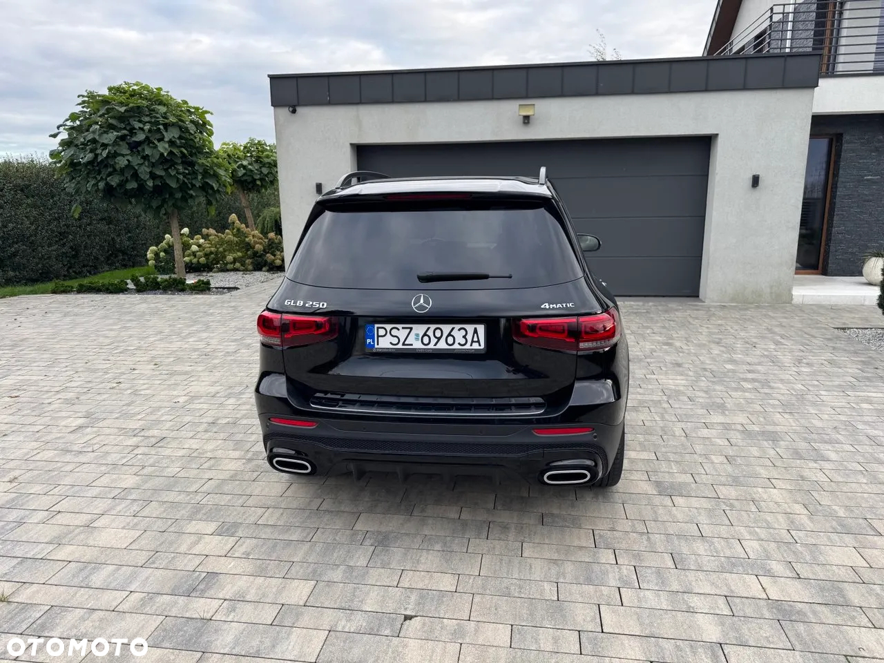 Mercedes-Benz GLB 250 4-Matic AMG Line 8G-DCT - 7