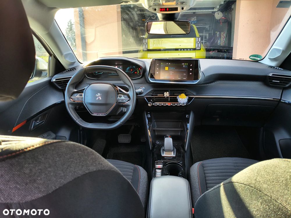 Peugeot 208 Allure - 13