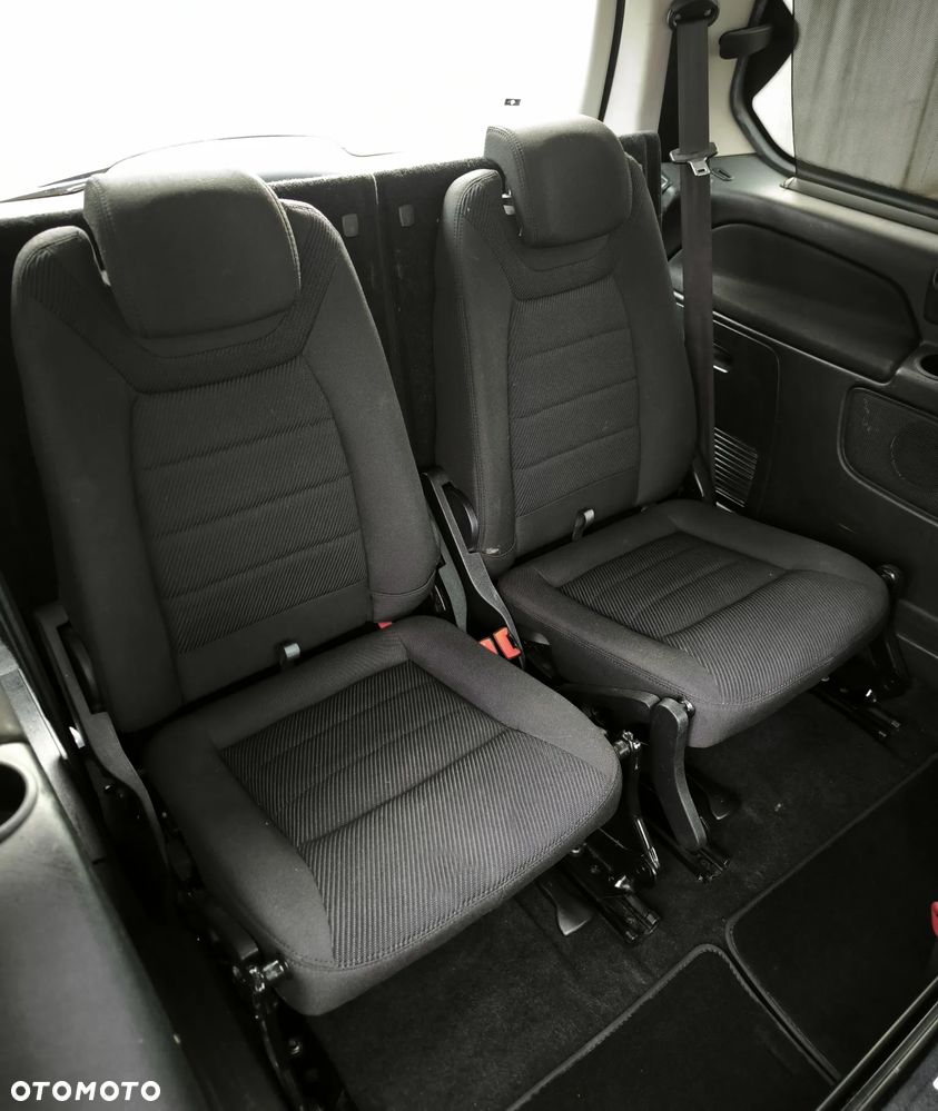 Ford Galaxy 2.0 TDCi Titanium - 18