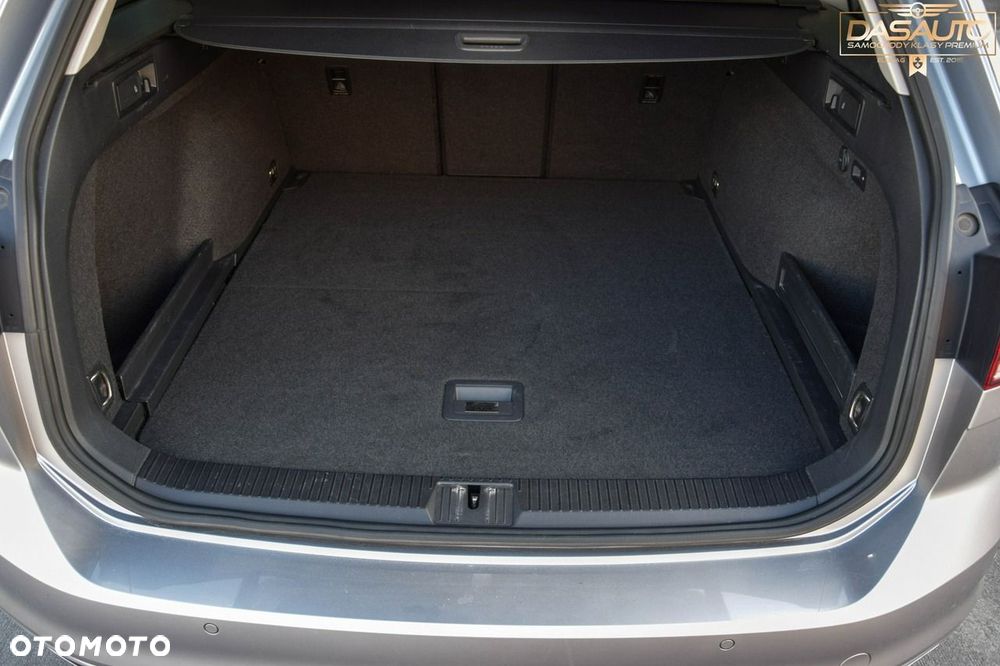 Volkswagen Passat - 29