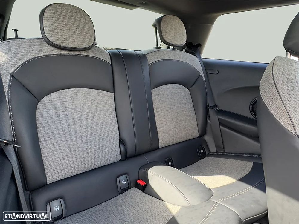 MINI 3 Portas Cooper SE Collection 2021 - 9