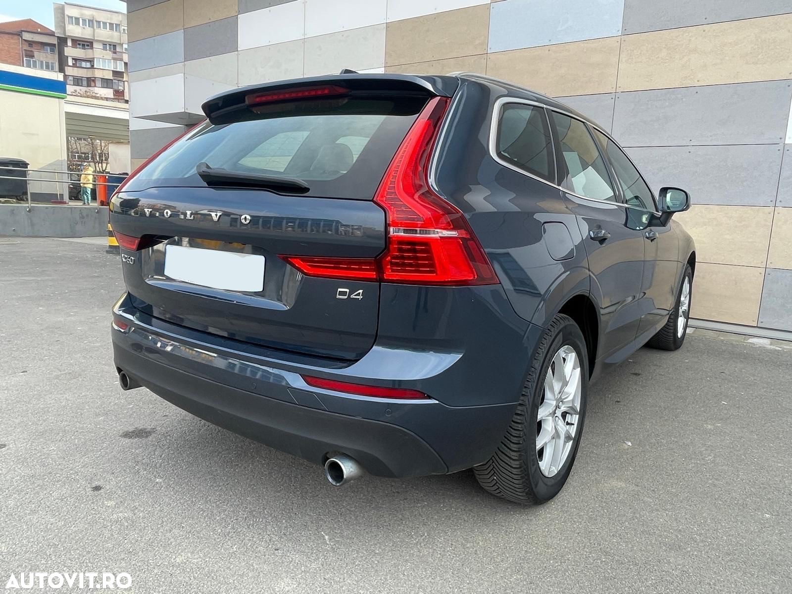 Volvo XC 60 D4 Geartronic Momentum - 4