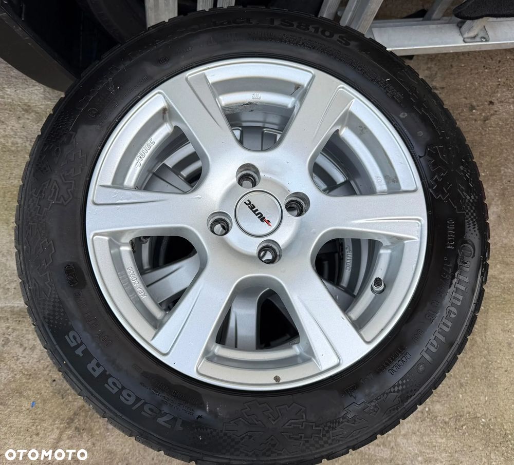 Suzuki Ignis Dualjet Allgrip Intro Edition+ - 32