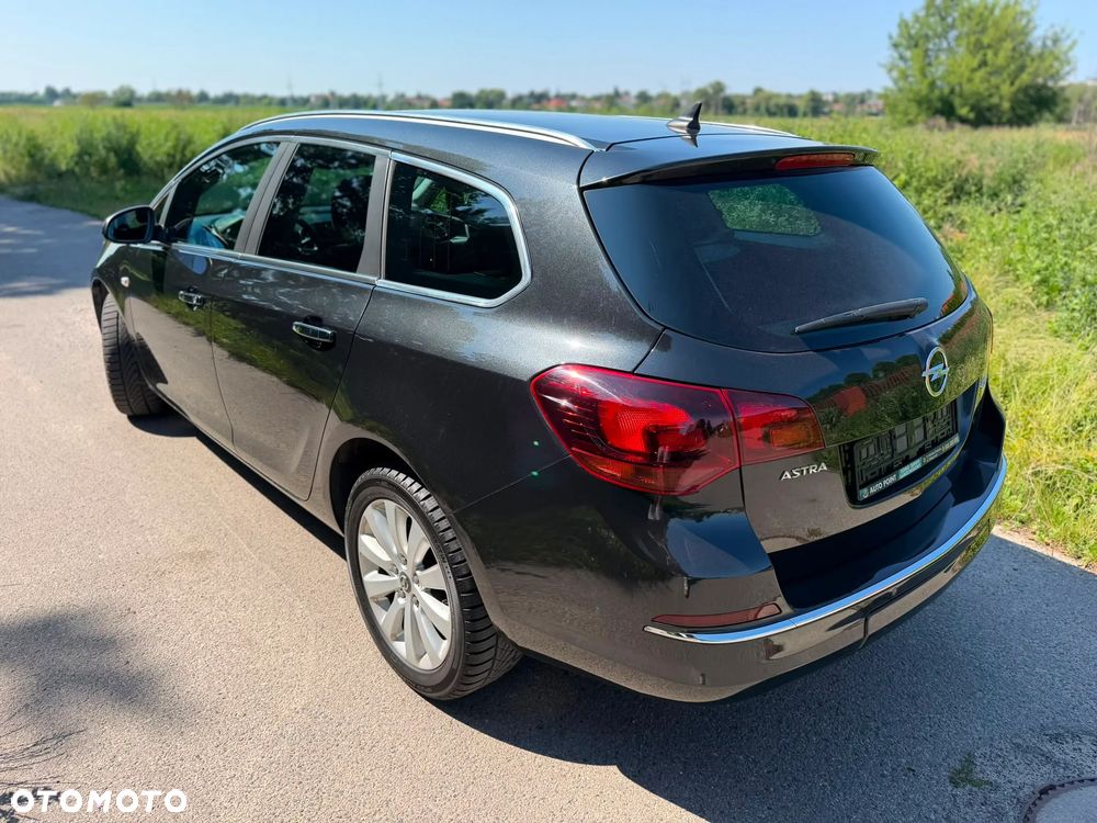 Opel Astra 2.0 CDTI Cosmo S&S - 8