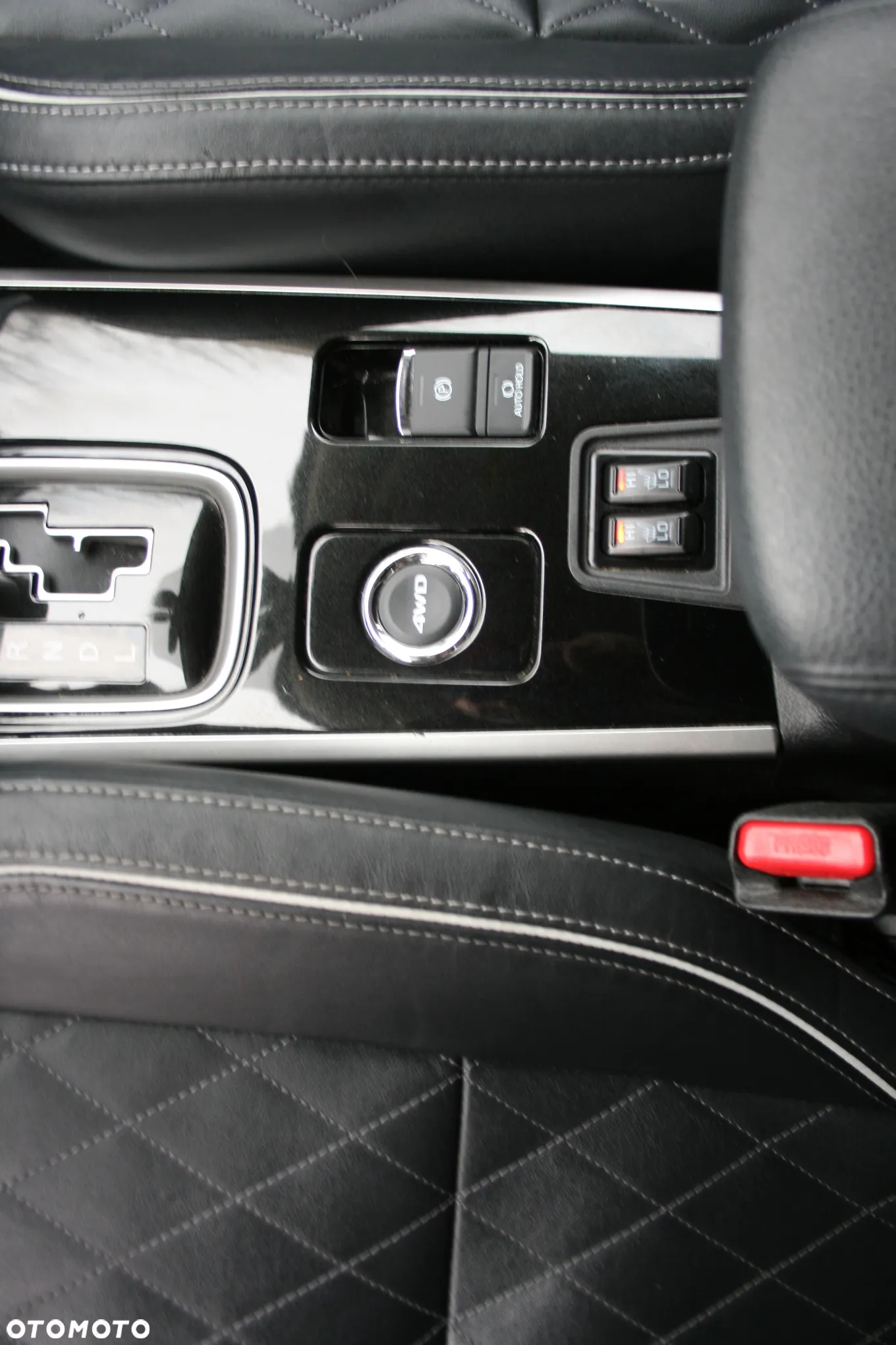 Mitsubishi Outlander 2.2 DID Intense + 4WD - 11