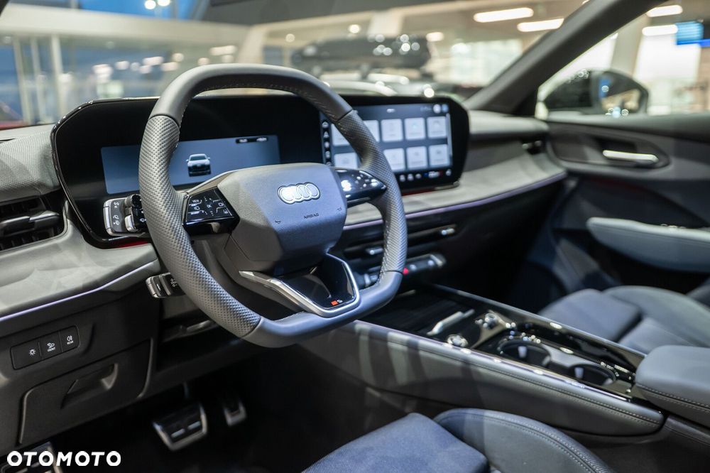 Audi Q3 Sportback - 13