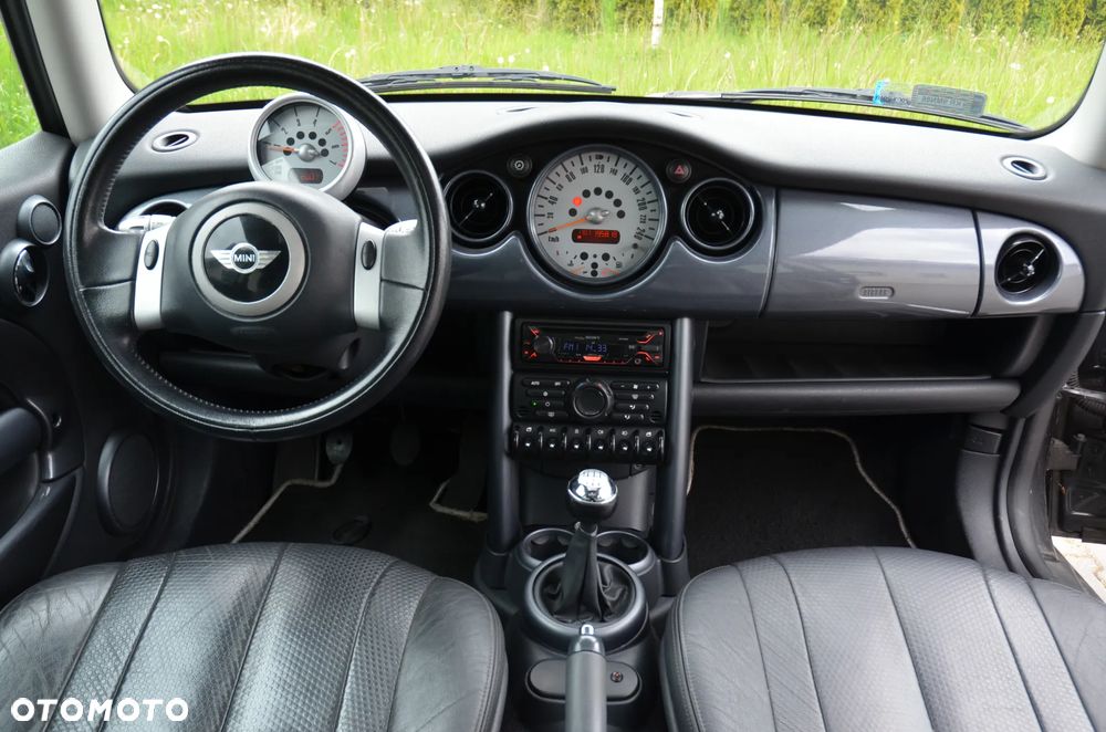 MINI ONE - 6
