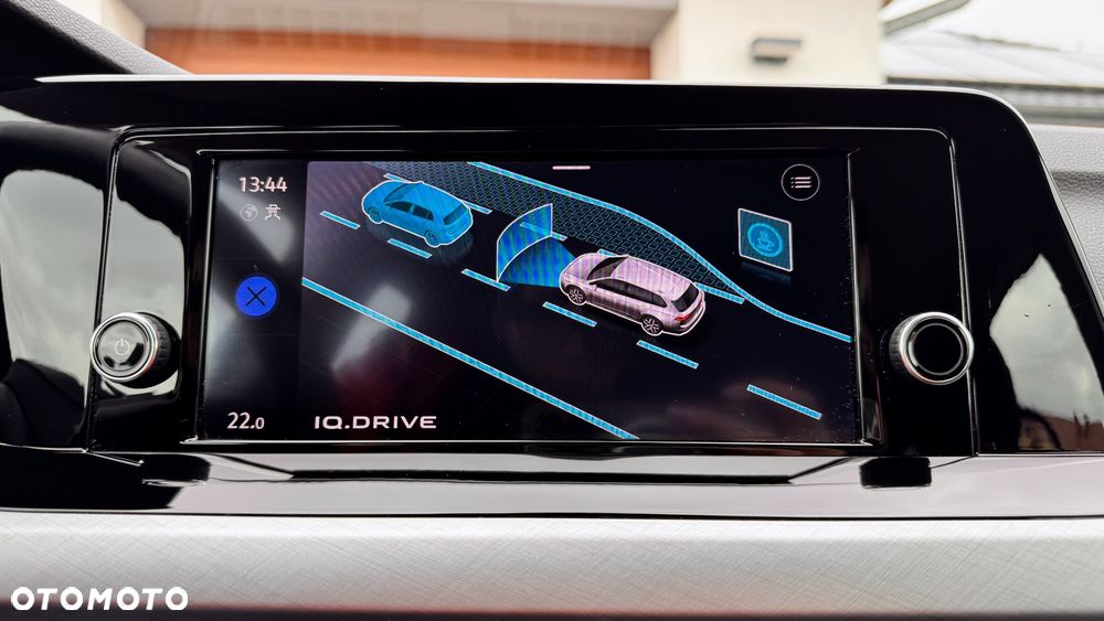 Volkswagen Golf 2.0 TDI Life - 26