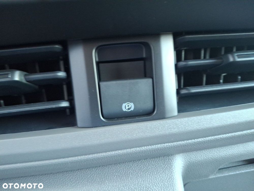 Volkswagen Transporter Furgon 2.0 TDI 150 KM manual - 31
