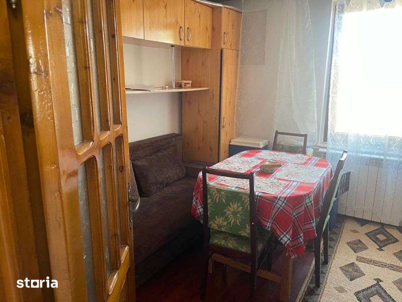 Apartament 3 camere de inchiriat — fotografia 3
