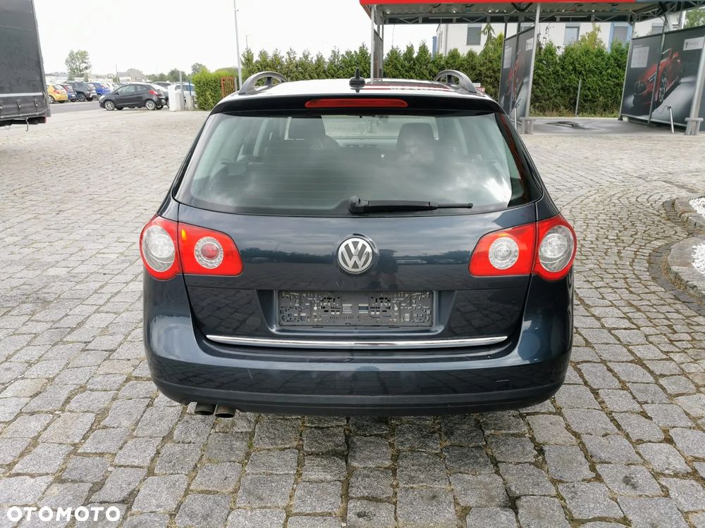 Volkswagen Passat - 9