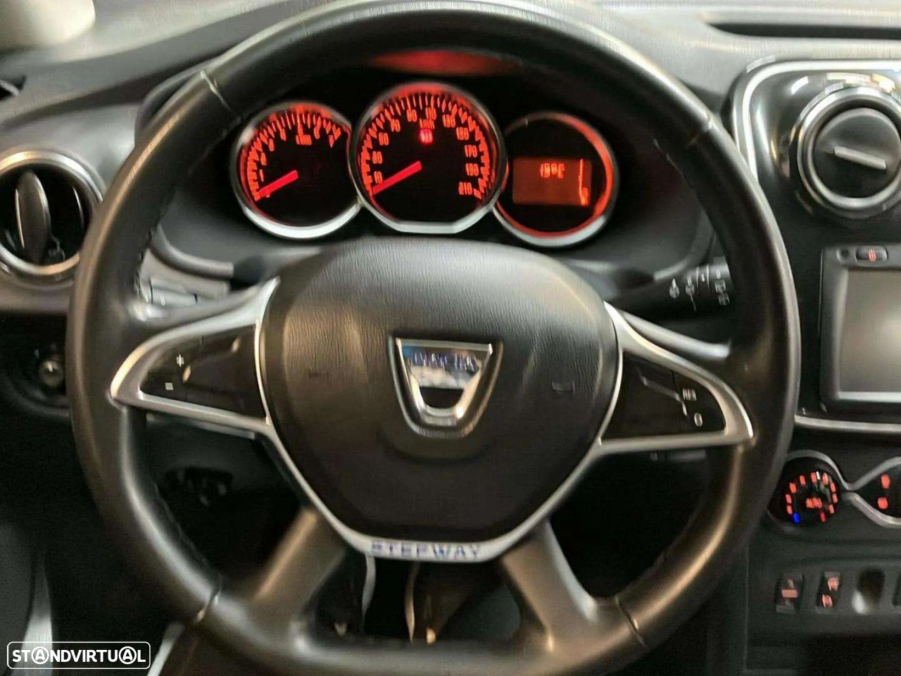 Dacia Sandero 0.9 TCe Stepway - 11