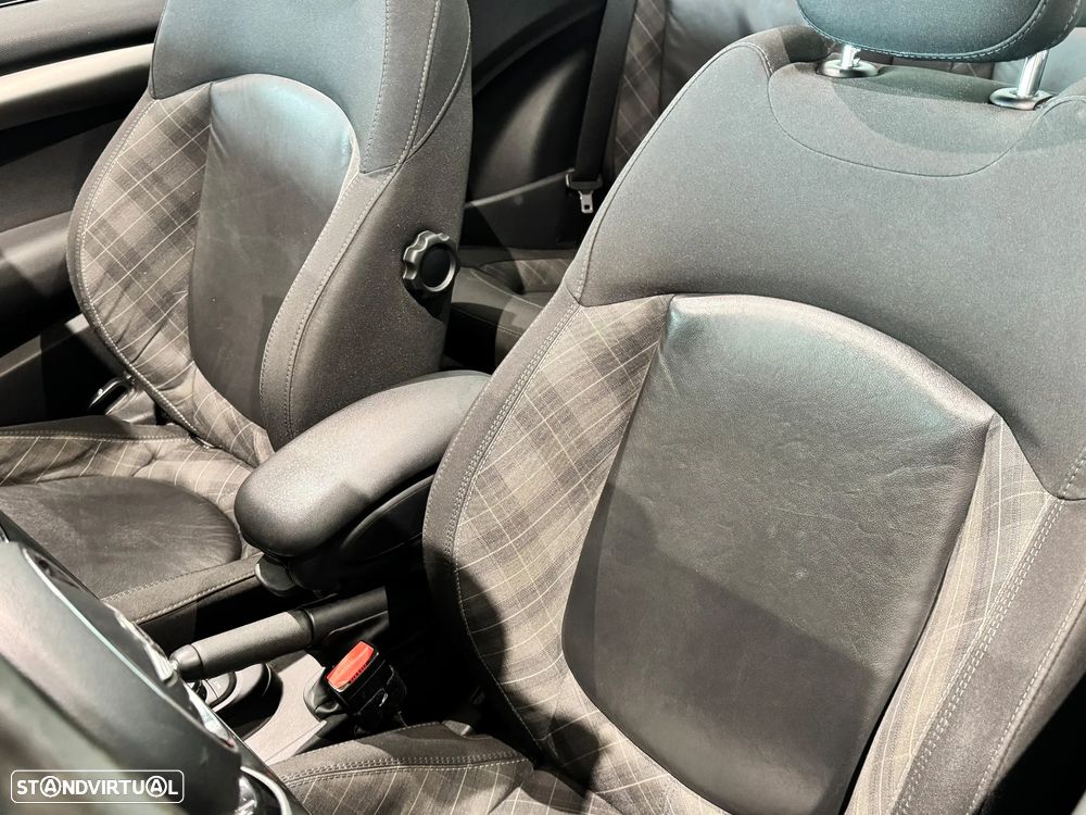 MINI Cabrio Cooper D - 18