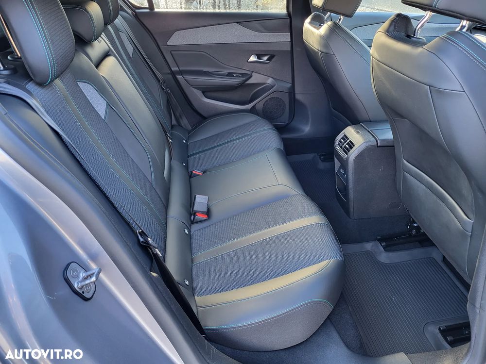 Peugeot 308 1.5L BlueHDI BVM6 Allure - 11