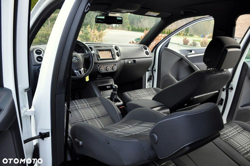 Volkswagen Tiguan - 30