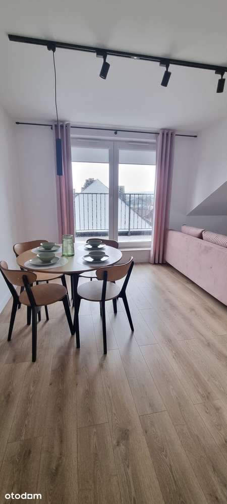 Wynajem słoneczna kawalerka/balkon/winda/m. post. - Pełny obrazek: 3/28