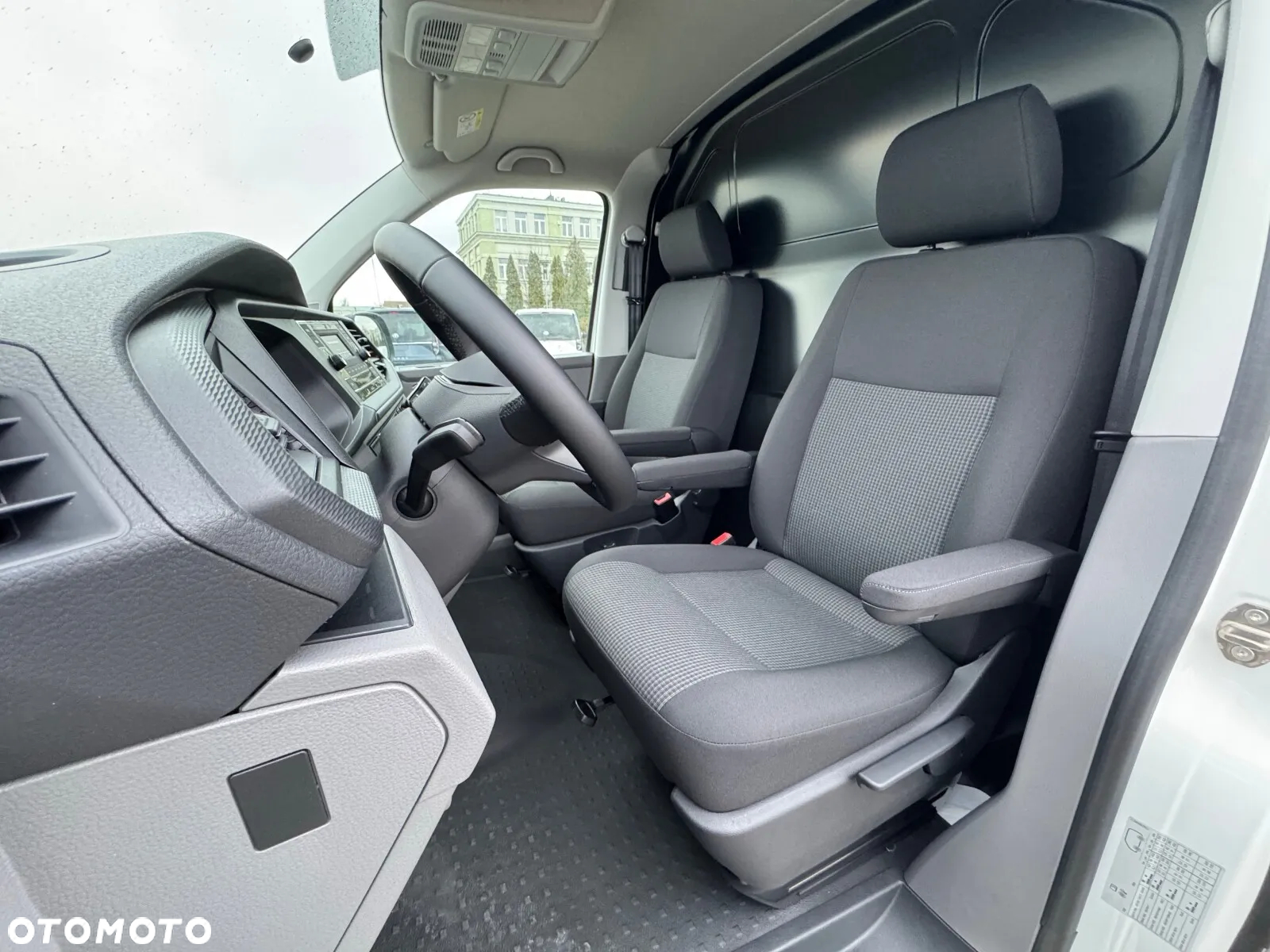 Volkswagen Transporter - 7