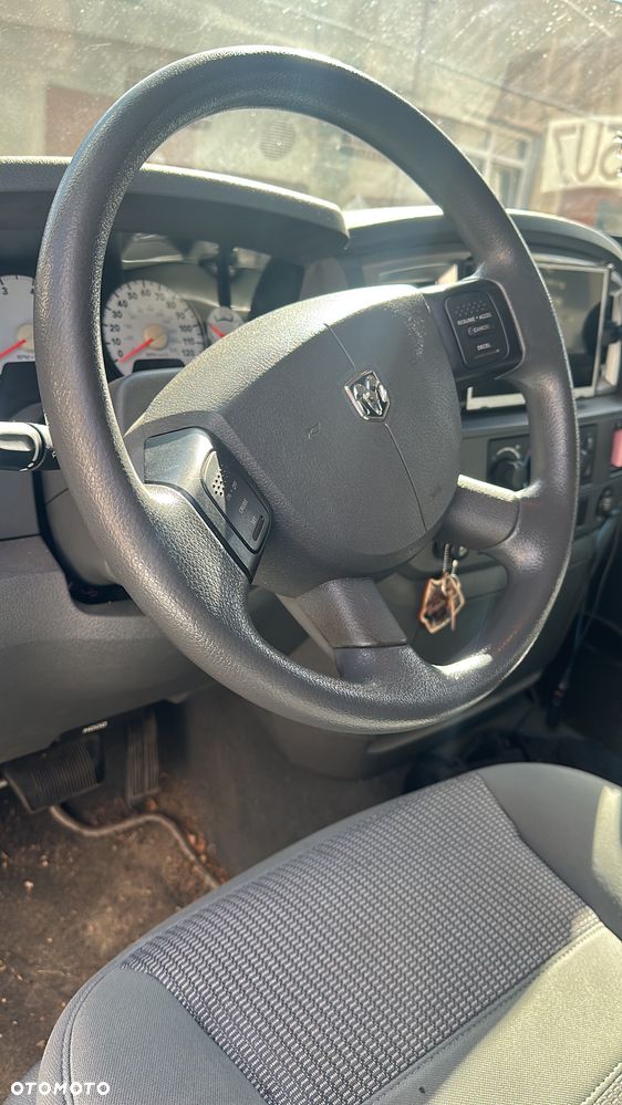 Dodge RAM - 15