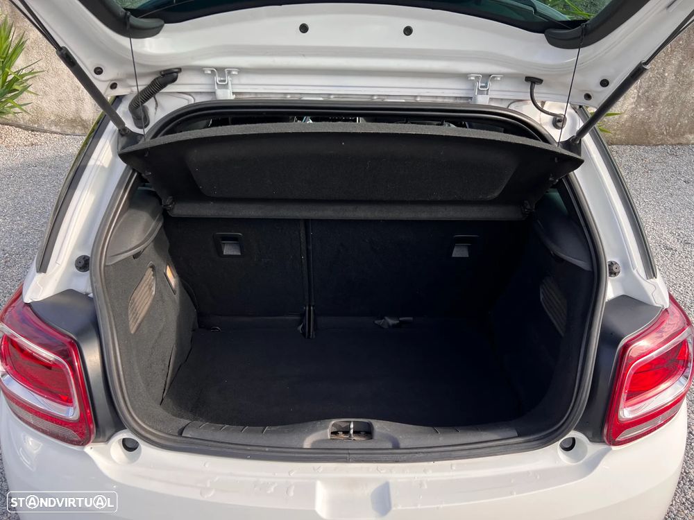 DS DS3 PureTech 110 Start & Stop SoChic - 11