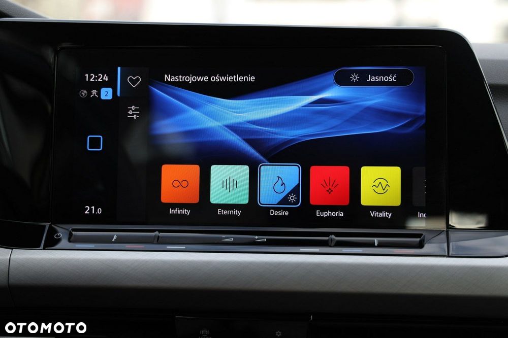 Volkswagen Golf - 20