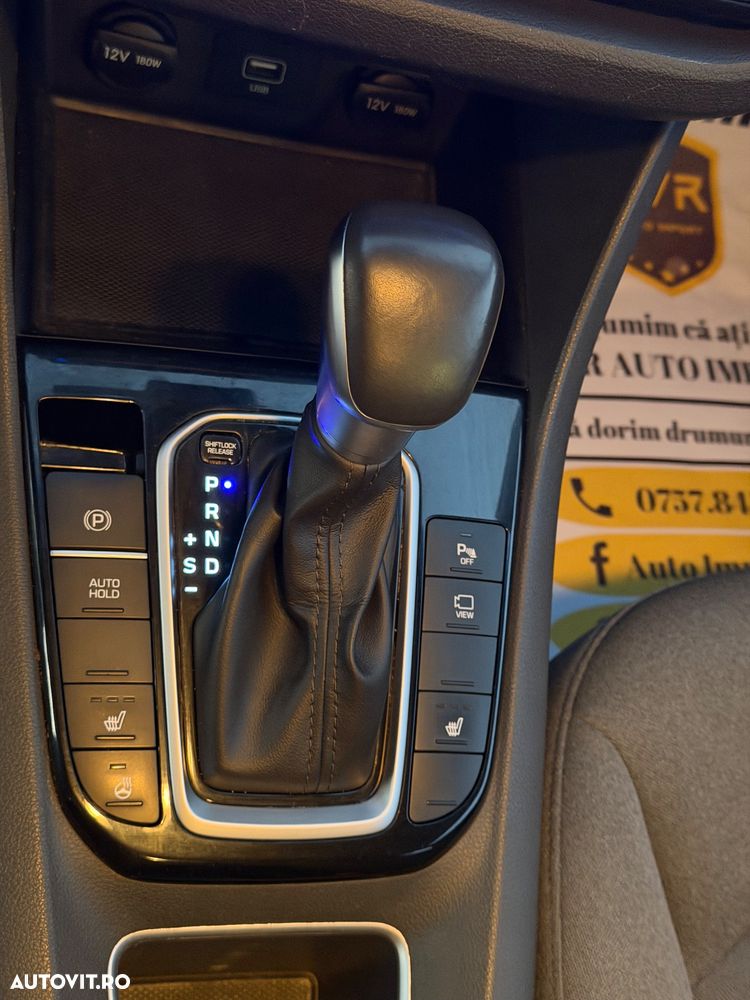 Hyundai IONIQ 141CP Exclusive - 17